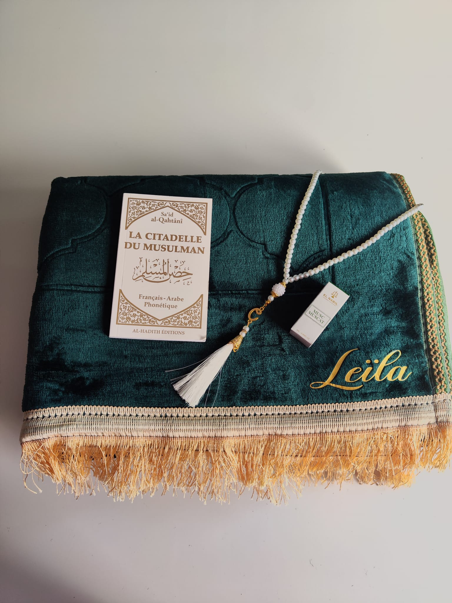 Coffret prière avec le tapis dôme épais – Image 8