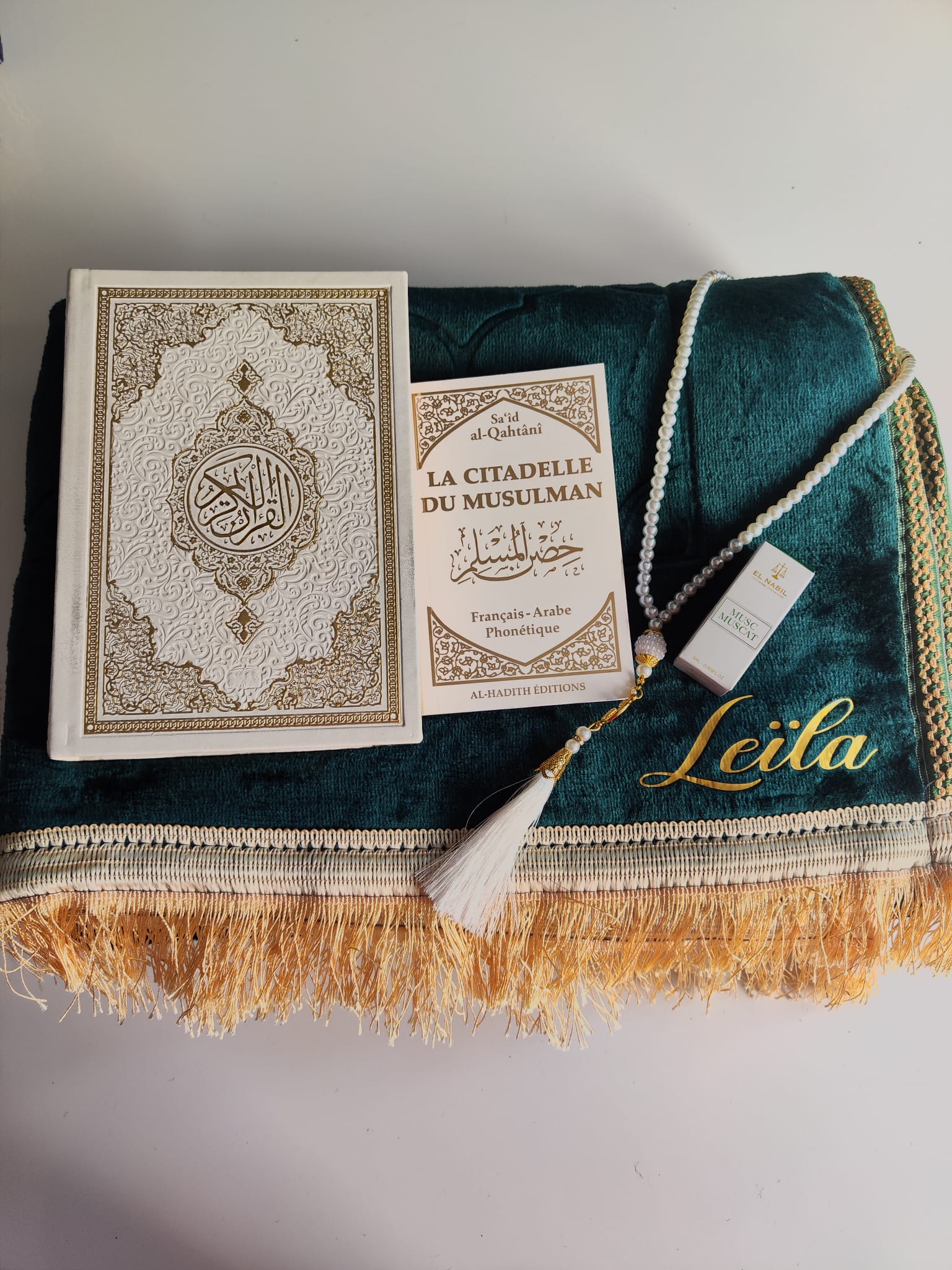 Coffret prière avec le tapis dôme épais – Image 10