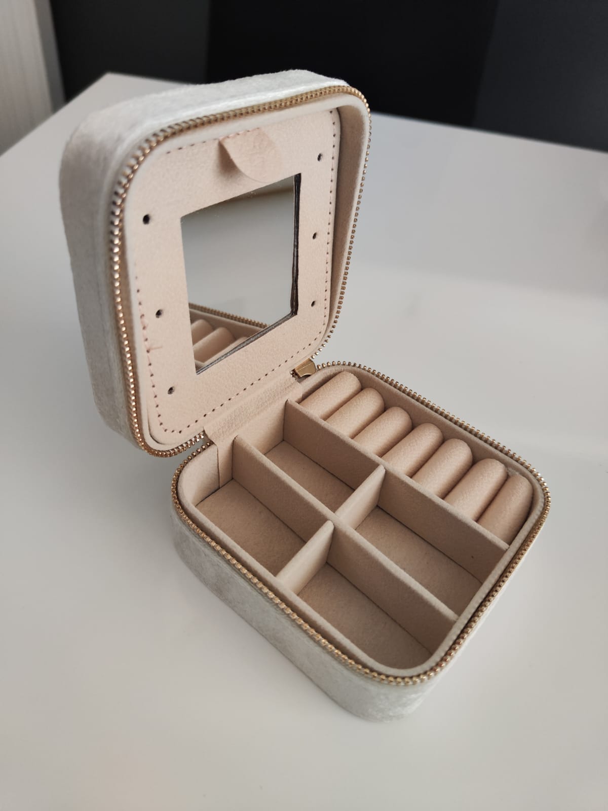 Boîte à bijoux en velour – Image 5